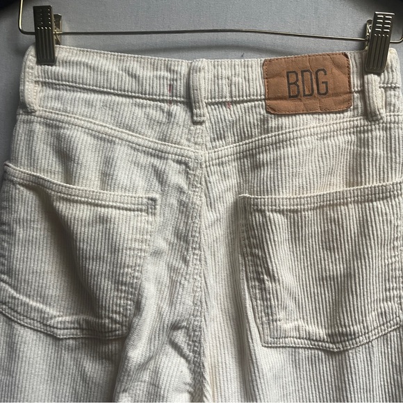 BDG High & Wide Corduroy Pants Cream Size 26 - Picture 2 of 11